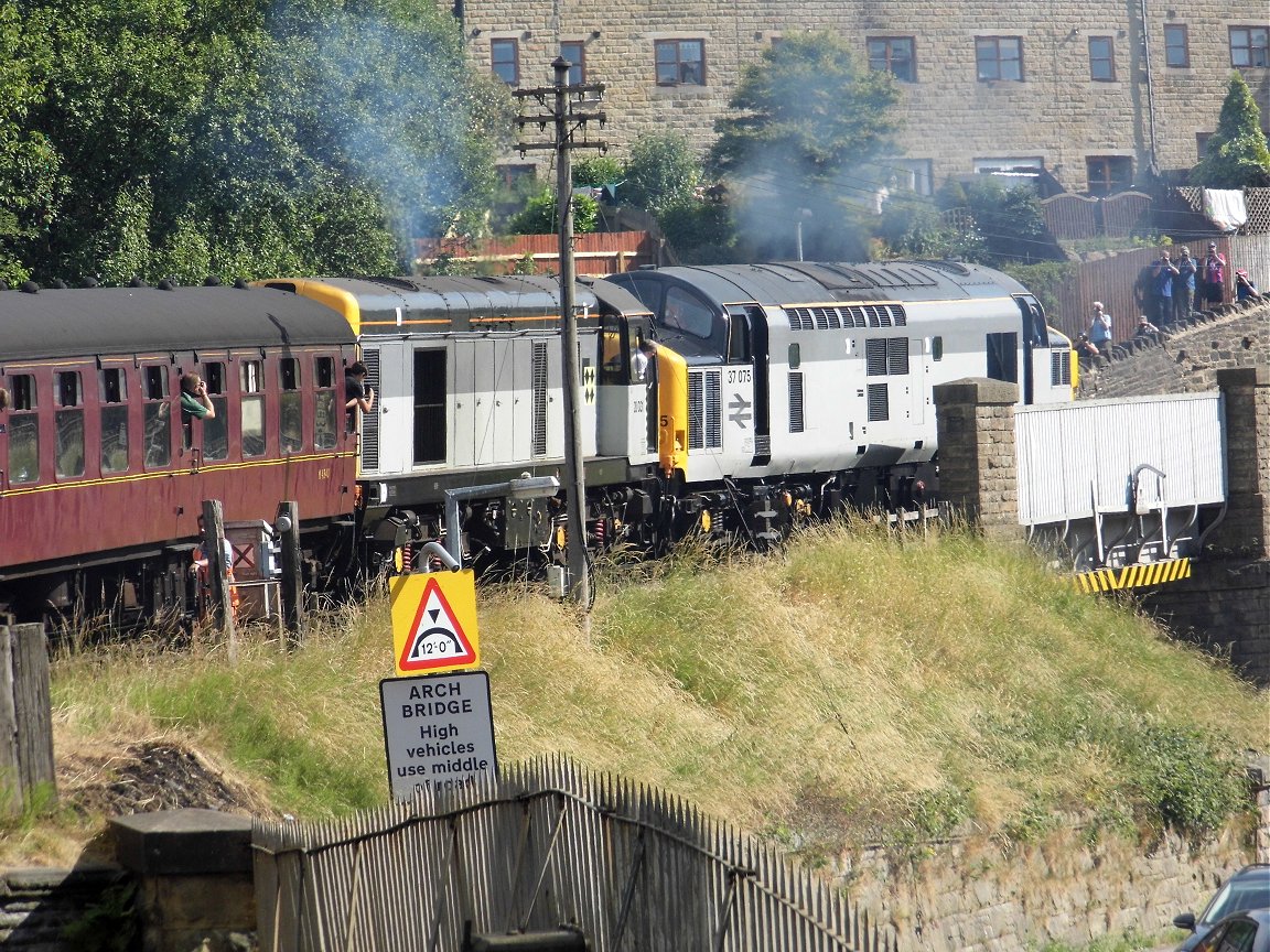 SSE run 30th July 2014 at Castleford. 