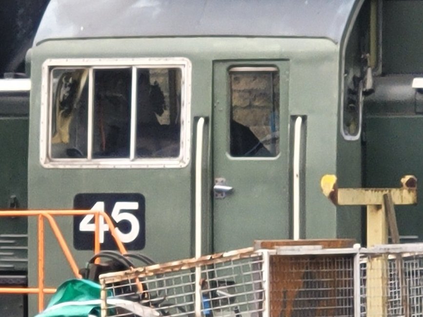 LNER A3 2743/60089, Sat 28/12/2013. 