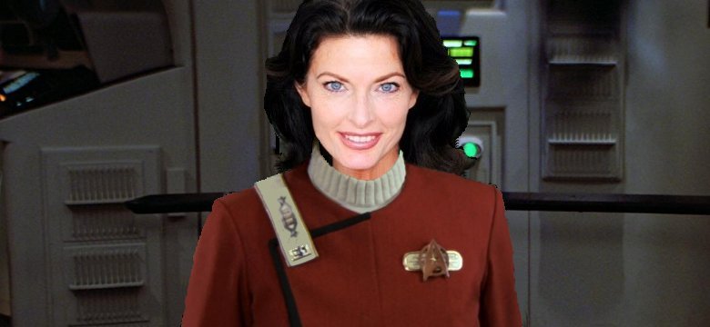 Captain Elizabeth Buckingham as played by Joan Severance.