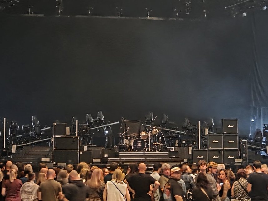 Goldfrapp and Scidefor Sisters Leeds Arena 24 May 2025.