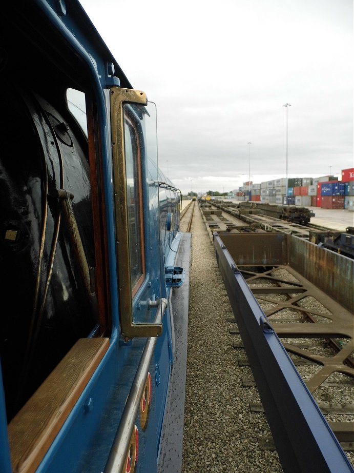 View from the Fireman's side of Mallard, Sun 15/9/2013. 