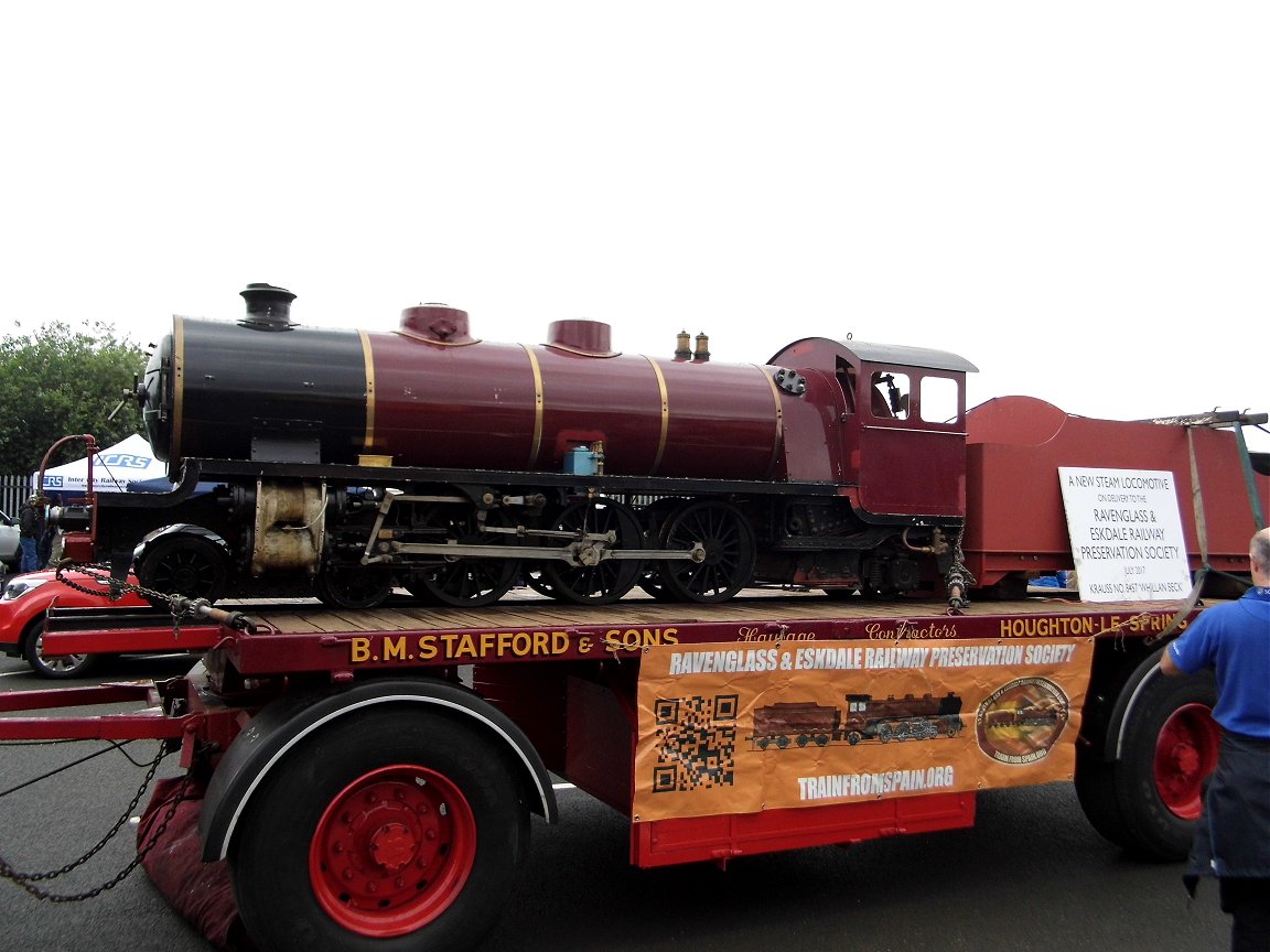 Nameplates for A4 60011 Empire of India and A2 60500 Edward Thompson, Sat 28/12/2013. 