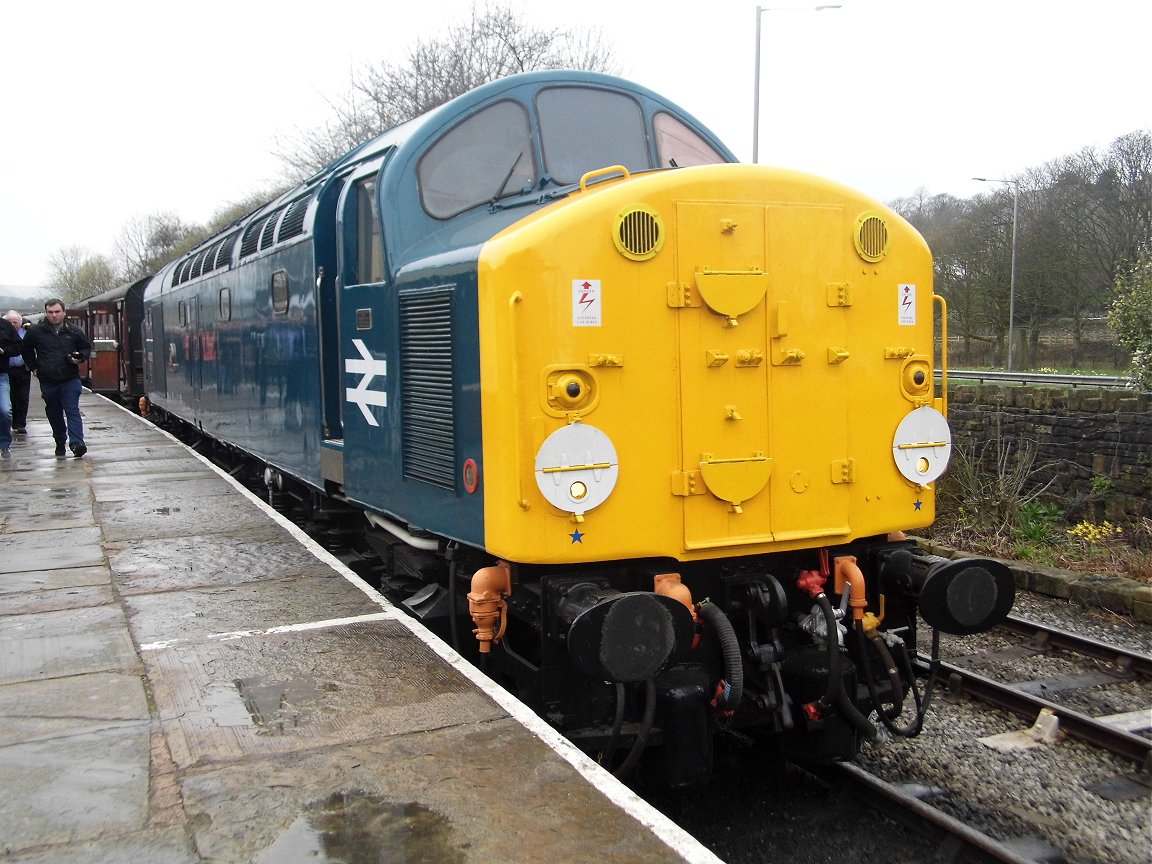 46009 'Operation Smash Hit' display, Sat 28/12/2013. 