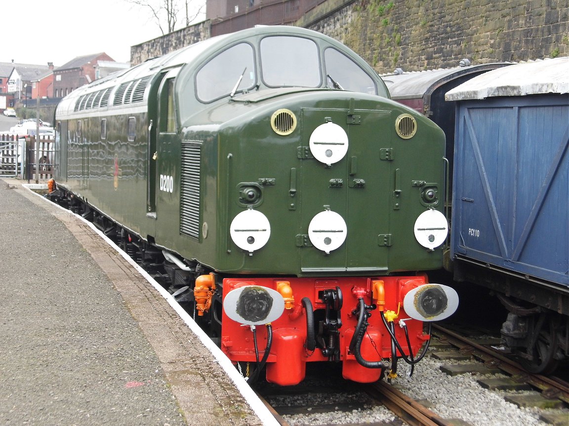 Nameplates for A4 60011 Empire of India and A2 60500 Edward Thompson, Sat 28/12/2013. 