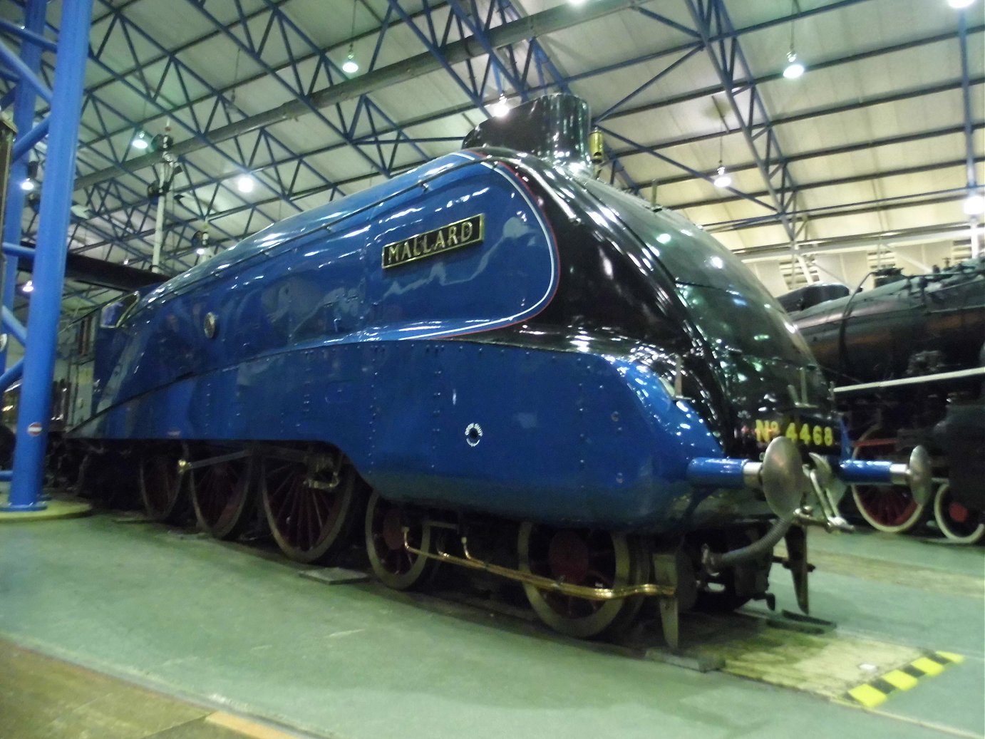 LNER A3 2743/60089, Sat 28/12/2013. 