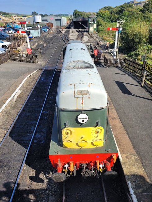 LNER A3 2743/60089, Sat 28/12/2013. 