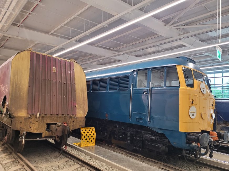 LNER A3 2743/60089, Sat 28/12/2013. 