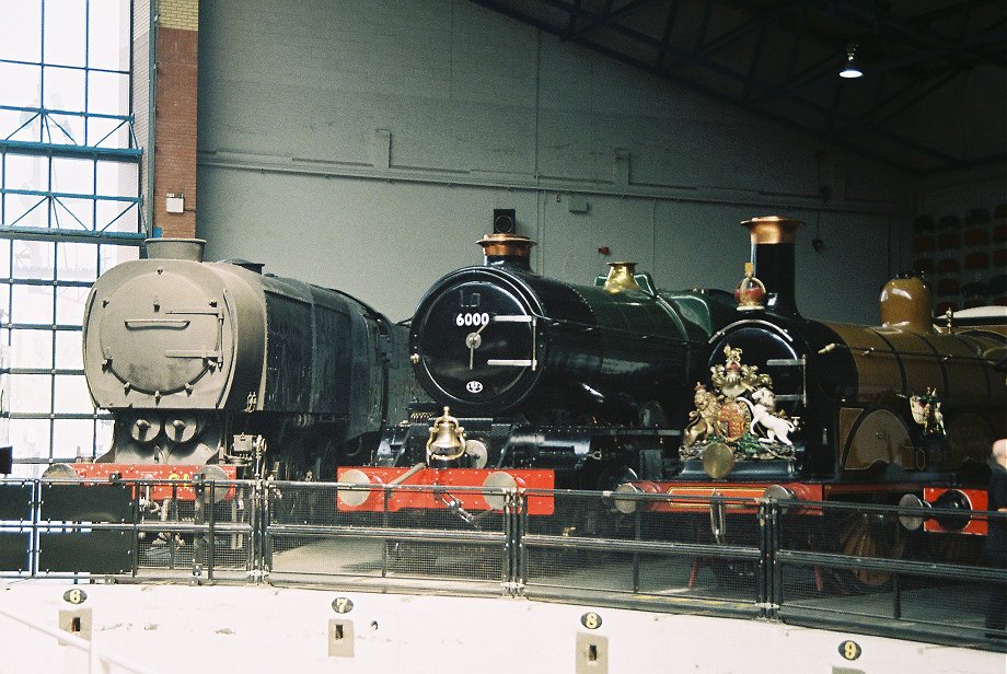 Q1, 6000 King George V and Gladstone at NRM, York Wed 20/4/11. 