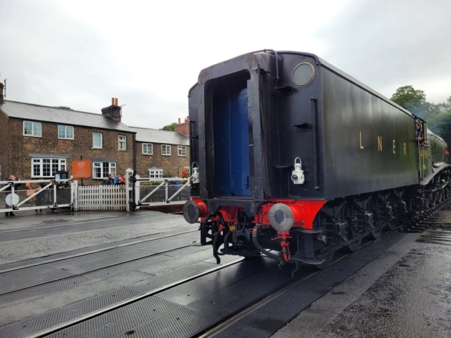 LNER A3 2743/60089, Sat 28/12/2013. 