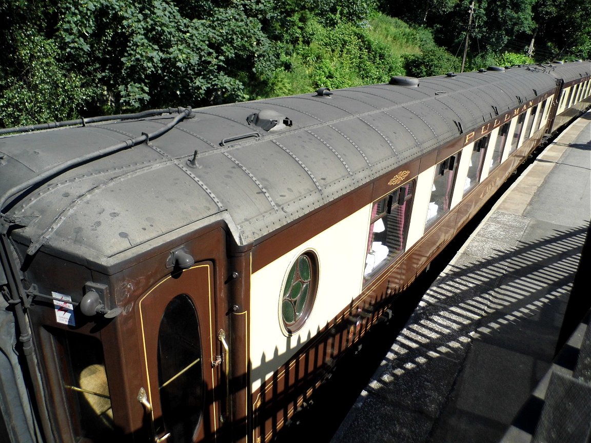 Nameplates for A4 60011 Empire of India and A2 60500 Edward Thompson, Sat 28/12/2013. 